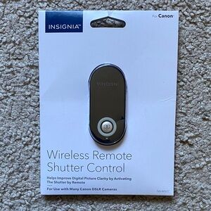 New Insignia Wireless Remote Shutter Control for Canon